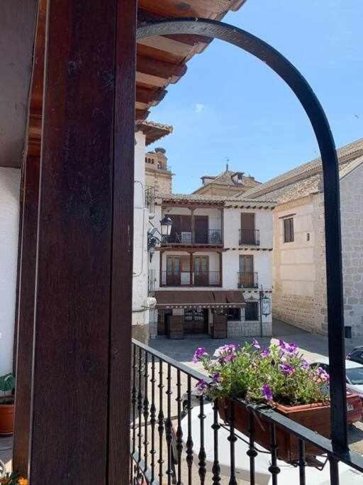 شقة El Balcon De La Rosa La Puebla de Montalbán المظهر الخارجي الصورة