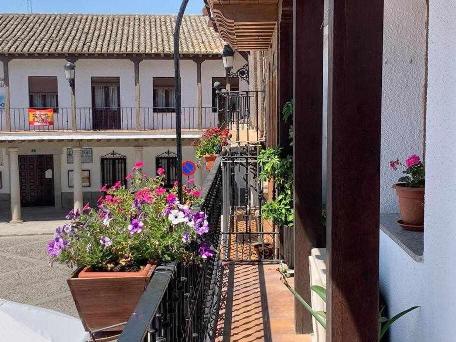 شقة El Balcon De La Rosa La Puebla de Montalbán المظهر الخارجي الصورة